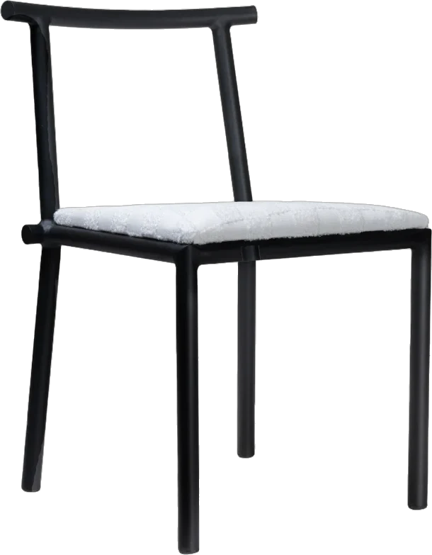 Cadeira Raízes, design de Camila Forbeck