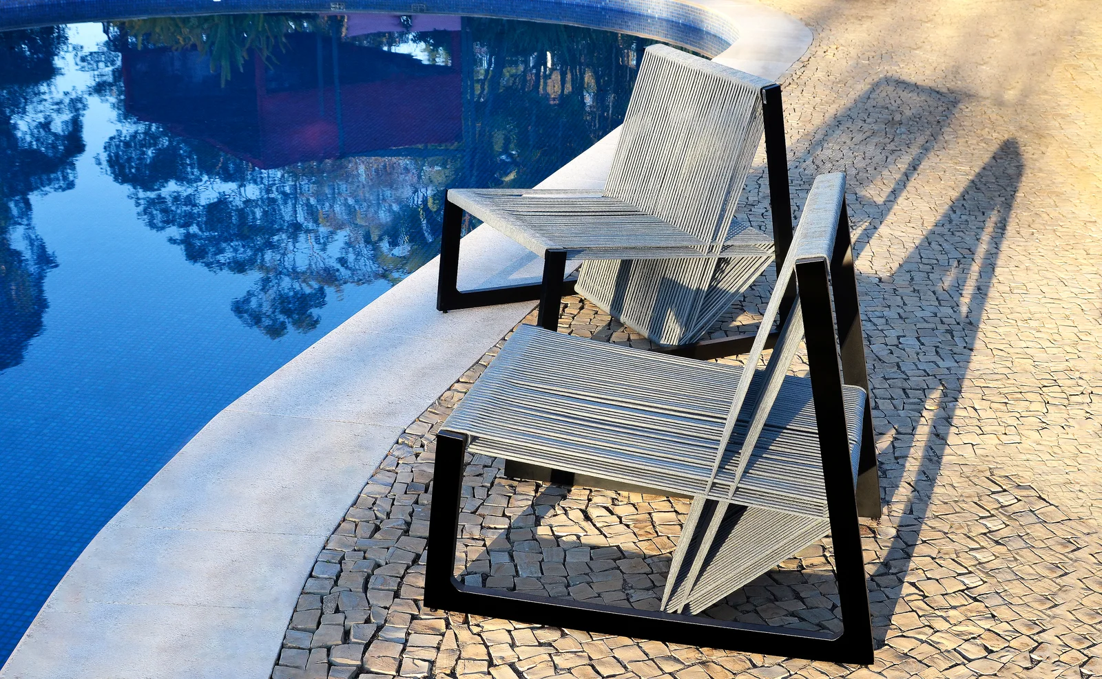 Poltrona Oslo com outras peças da linha Oslo